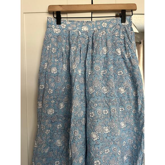 Anokhi Block Print Wide Leg Cropped Pants Blue Sz Medium - Picture 2 of 6